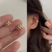 Load image into Gallery viewer, Gold Leaf Clip Earring
