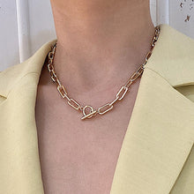 Load image into Gallery viewer, Chain-link Necklace
